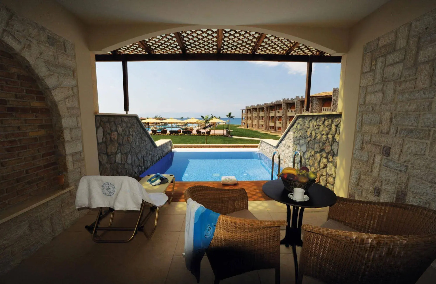 Seafos Luxury Resort & Spa