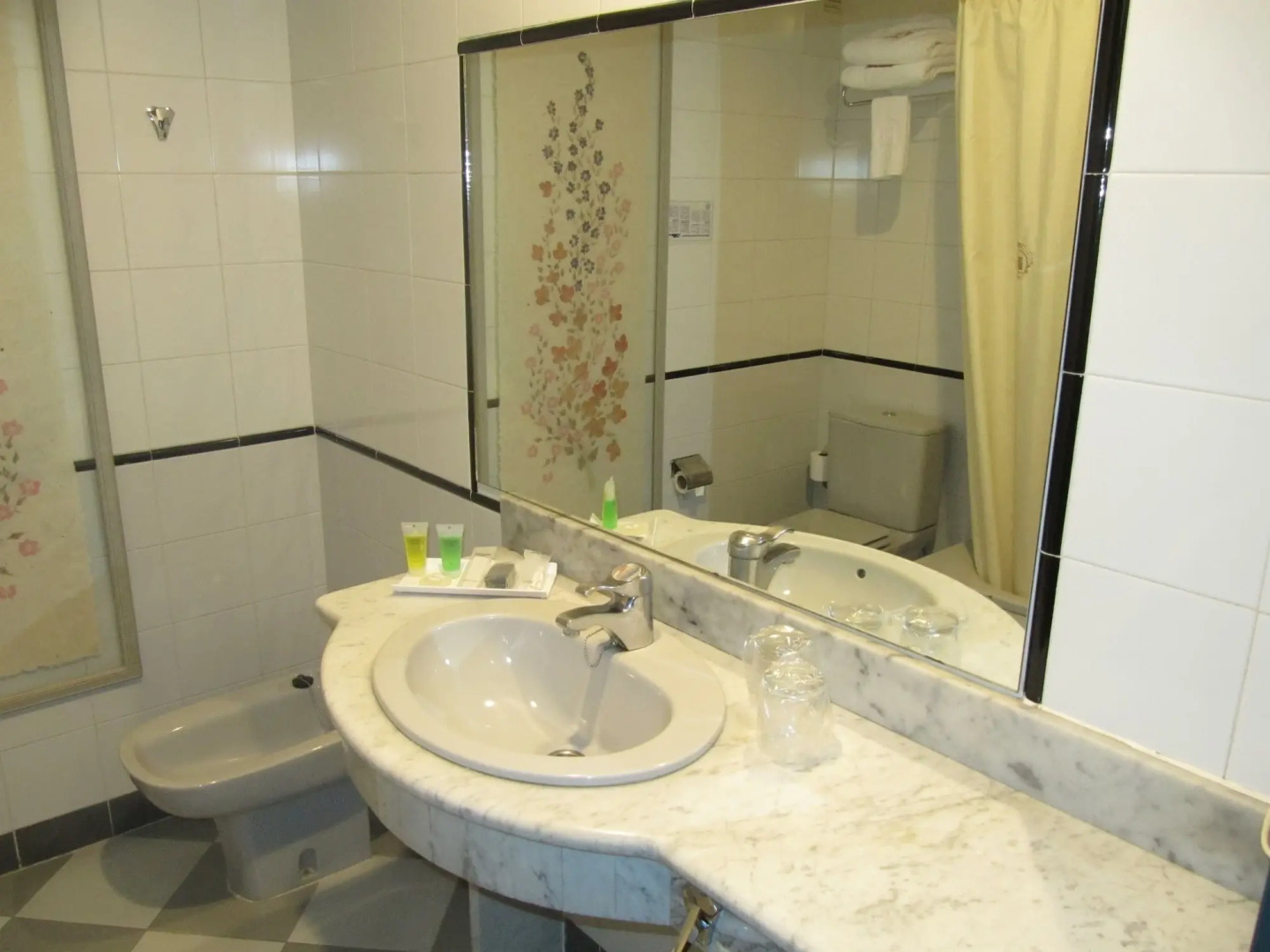 Hotel Sercotel Cuatro Postes