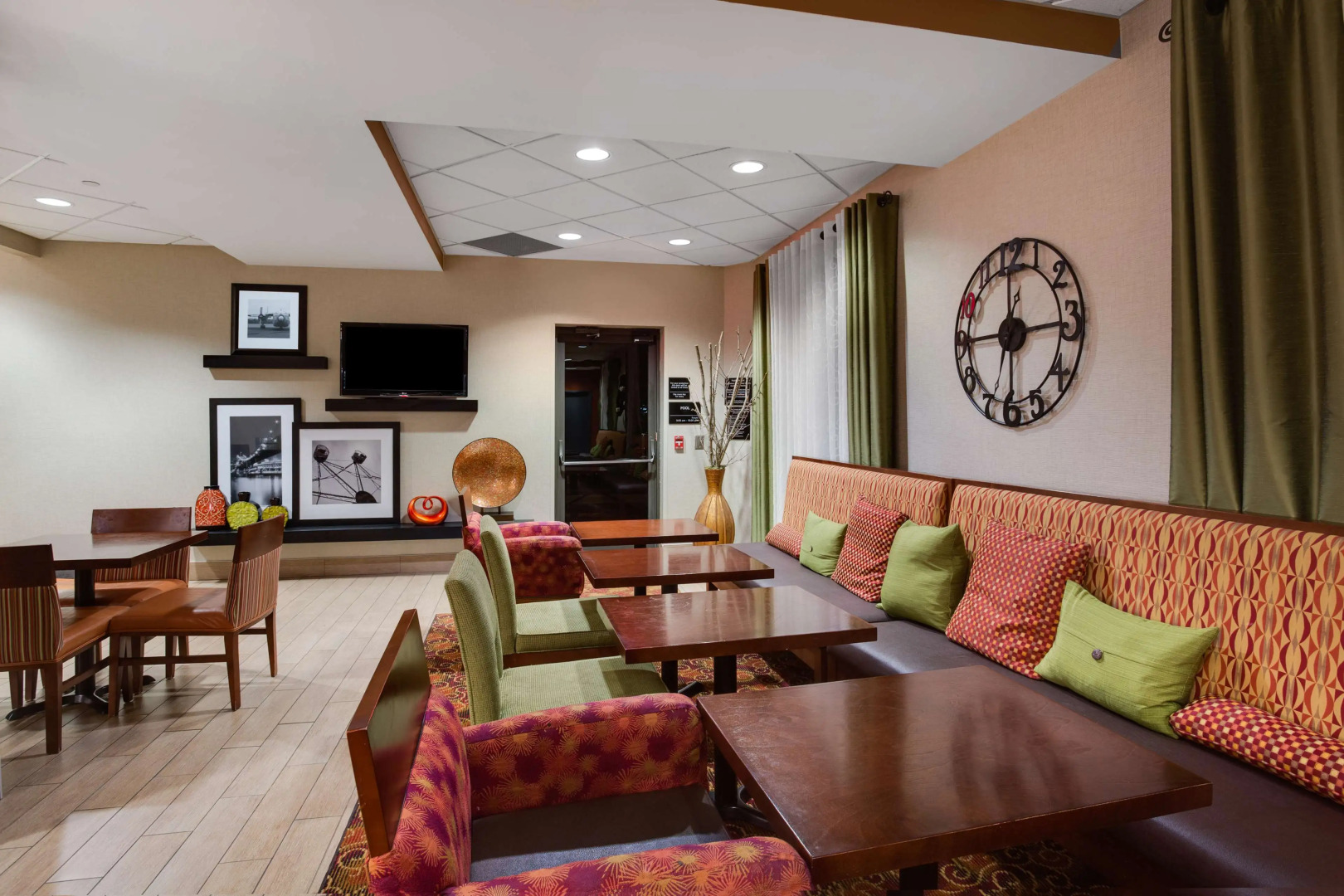 Hampton Inn Pittsburgh/West Mifflin