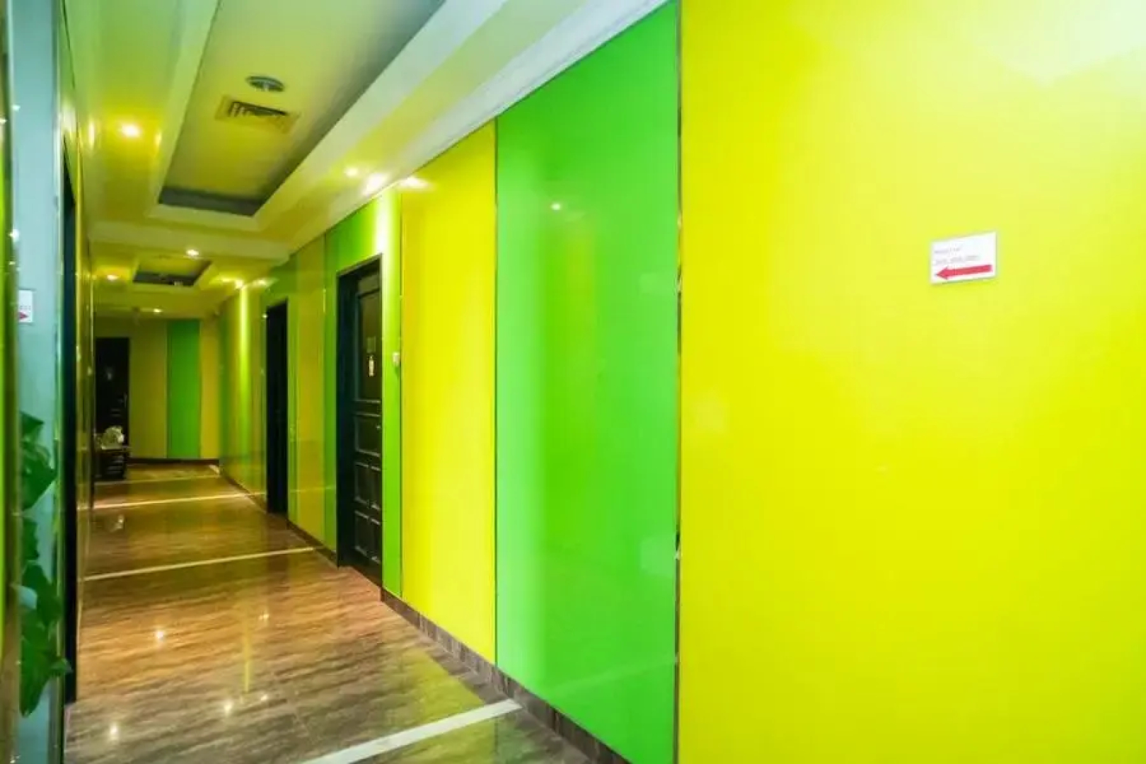 RedDoorz Plus near Simpang Tiga Tritayasa Cilegon