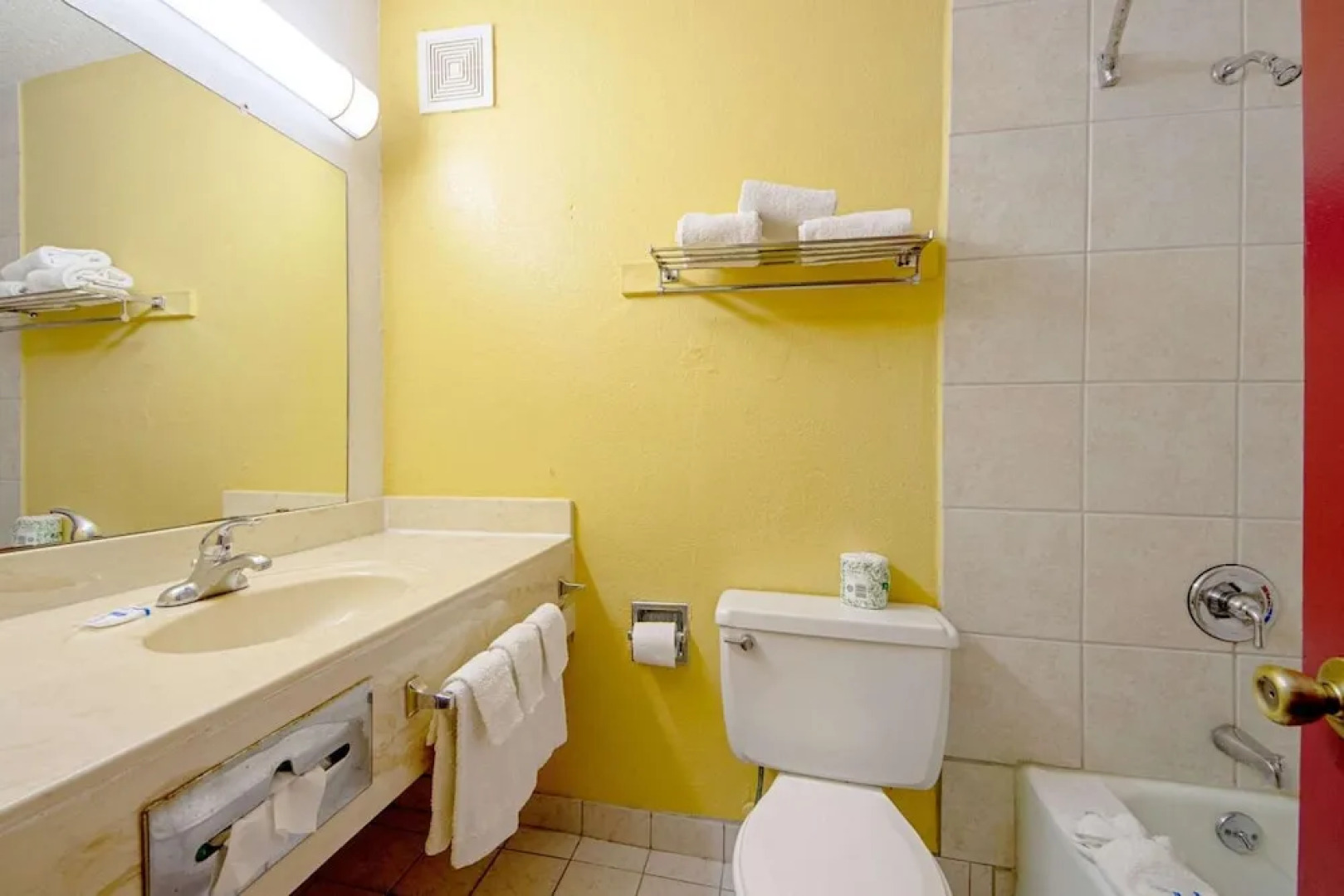 Americas Best Value Inn & Suites