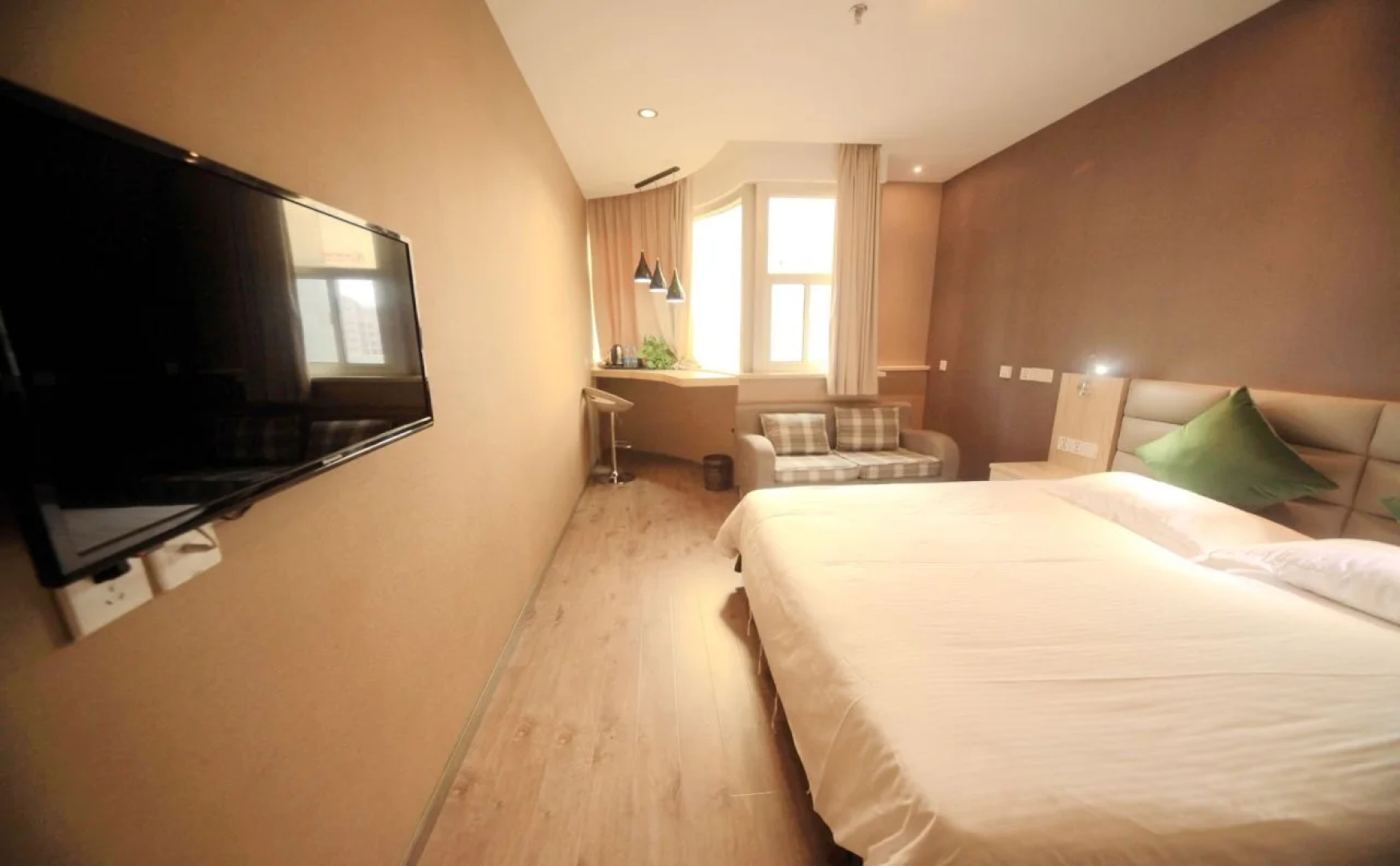 Shanghai Blue Mountain Bund Youth Hostel