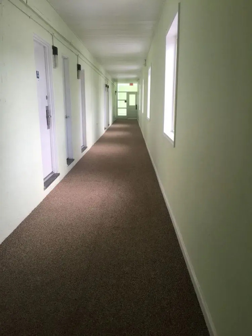 Lake Inn and Restaurant