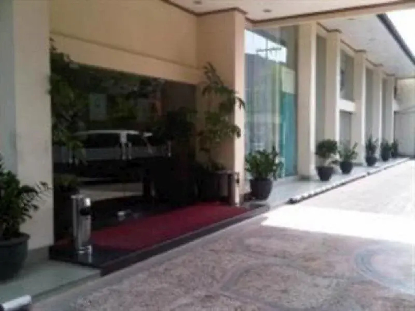 Hotel Royal Regal Surabaya