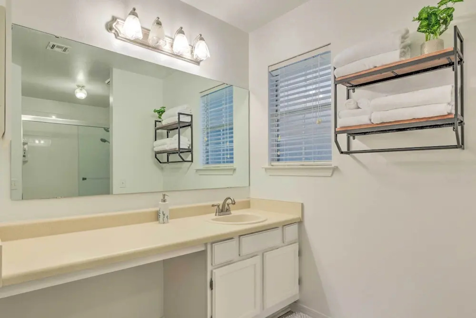 Single-story Home w/ Patio, 5 Mi to Beach!