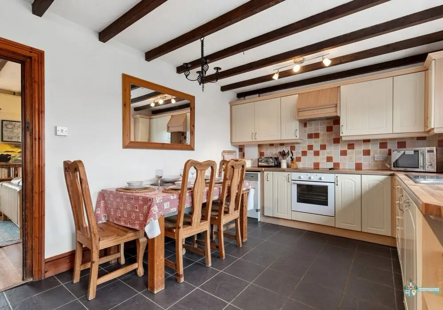 1 Lambston Cottage, Haverfordwest