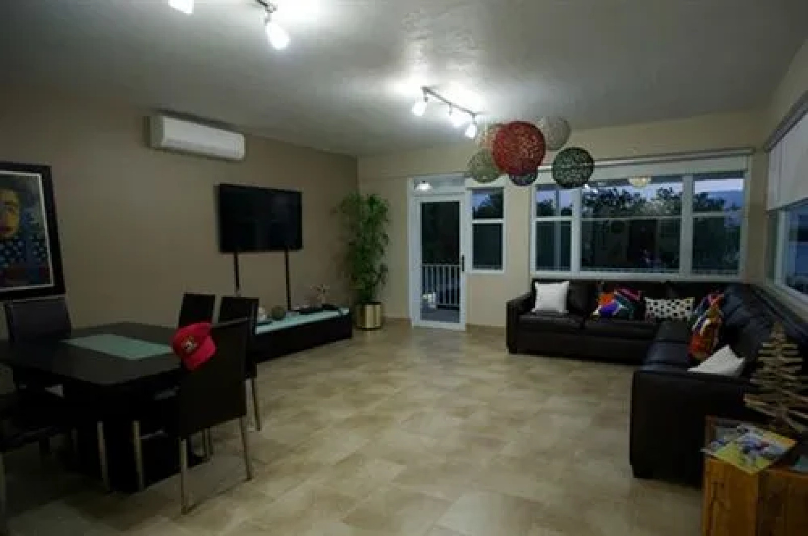 Numero Uno Piñones Short Term Rental