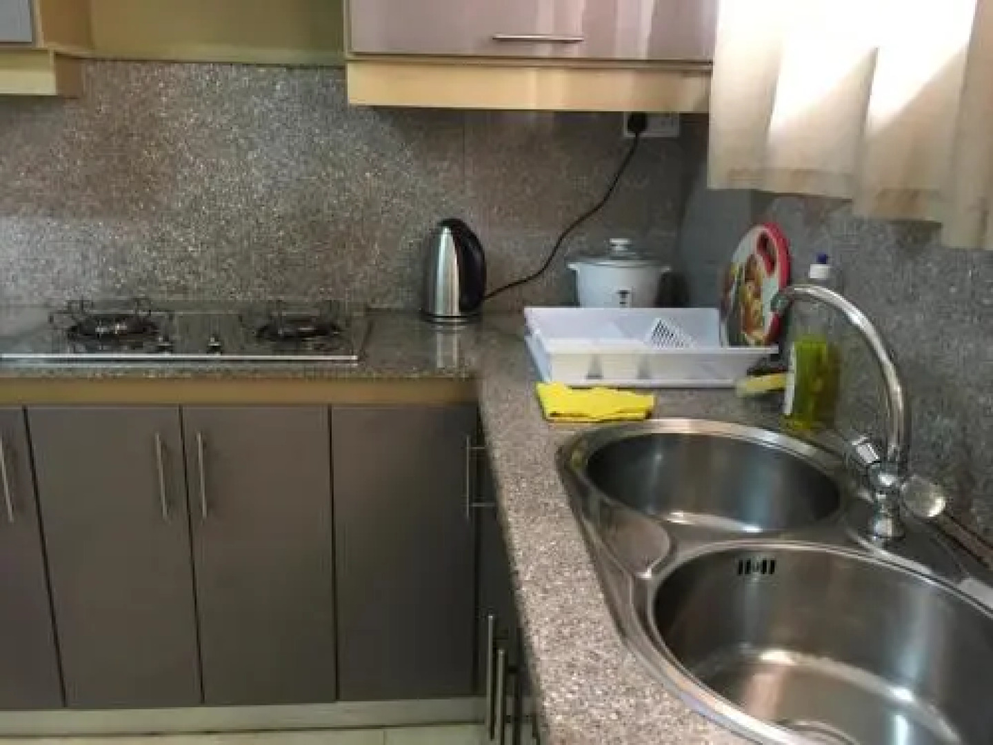 BR Apartment & Studios