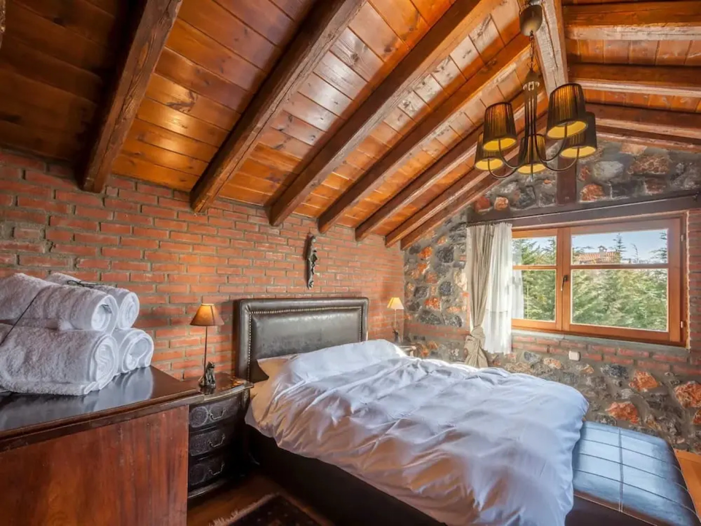 Traditional Holiday Home in Pella With Garden