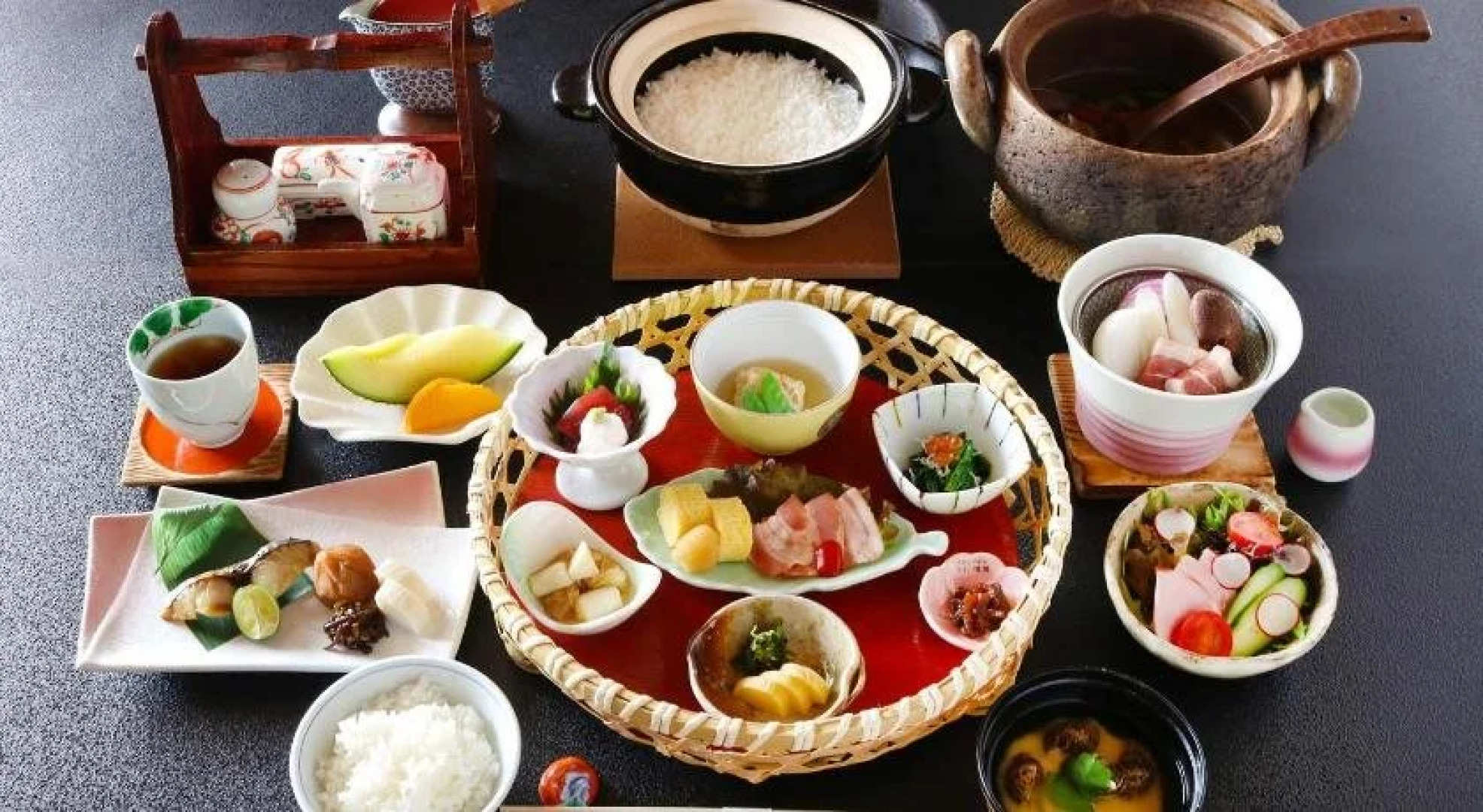 Menard Aoyama Resort: Wafukan Utatsukasa