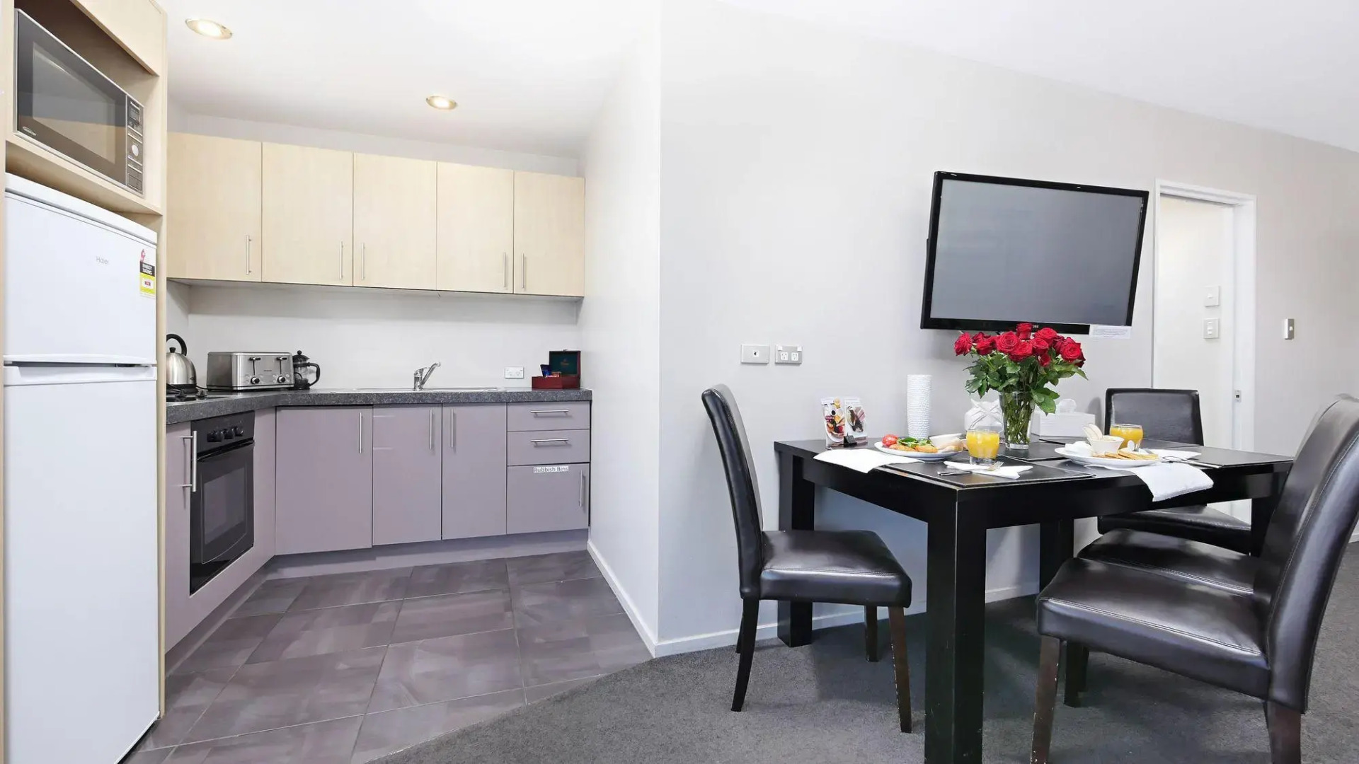 Arthur's Court Motor Lodge