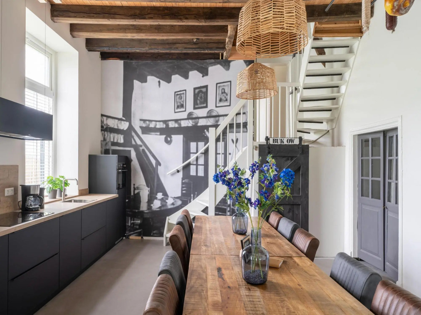 Spacious holiday home in Voorst with garden