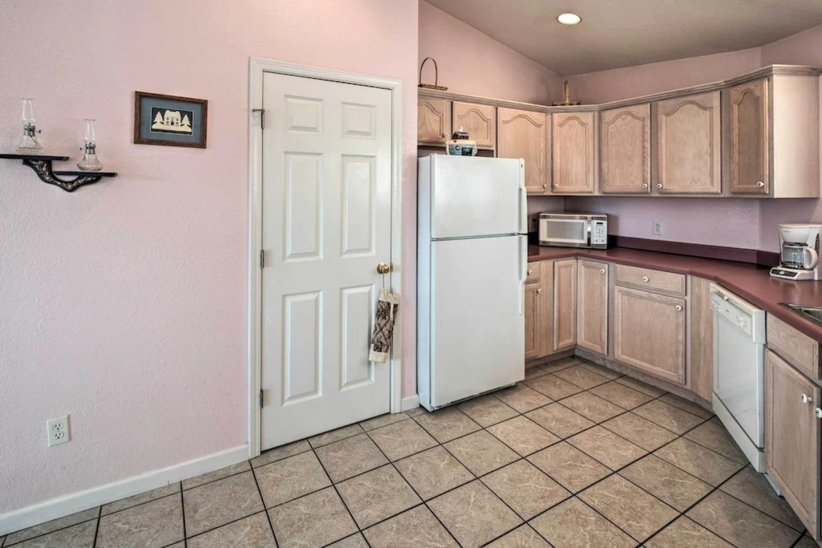 Charming Burnsville Apt w/ Mountain Views & Deck!