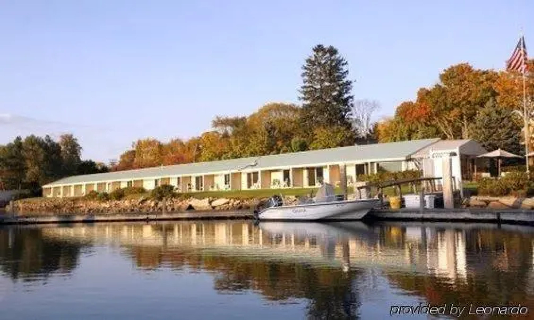 Yachtsman Hotel & Marina Club