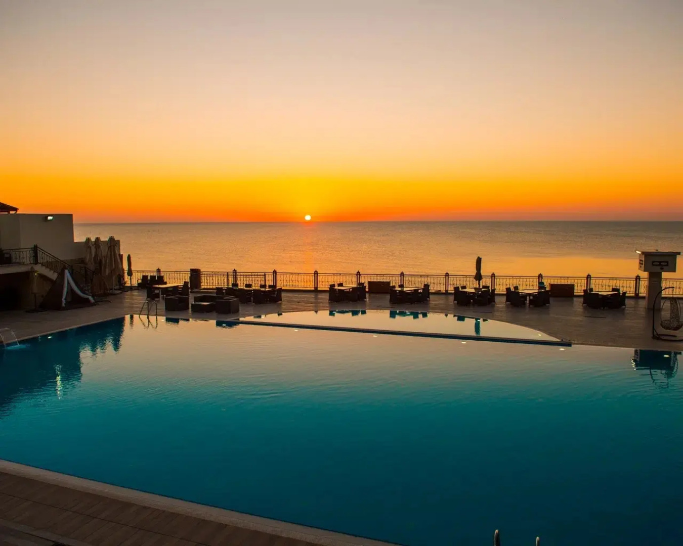 Отель и ресторан Khazar Palace