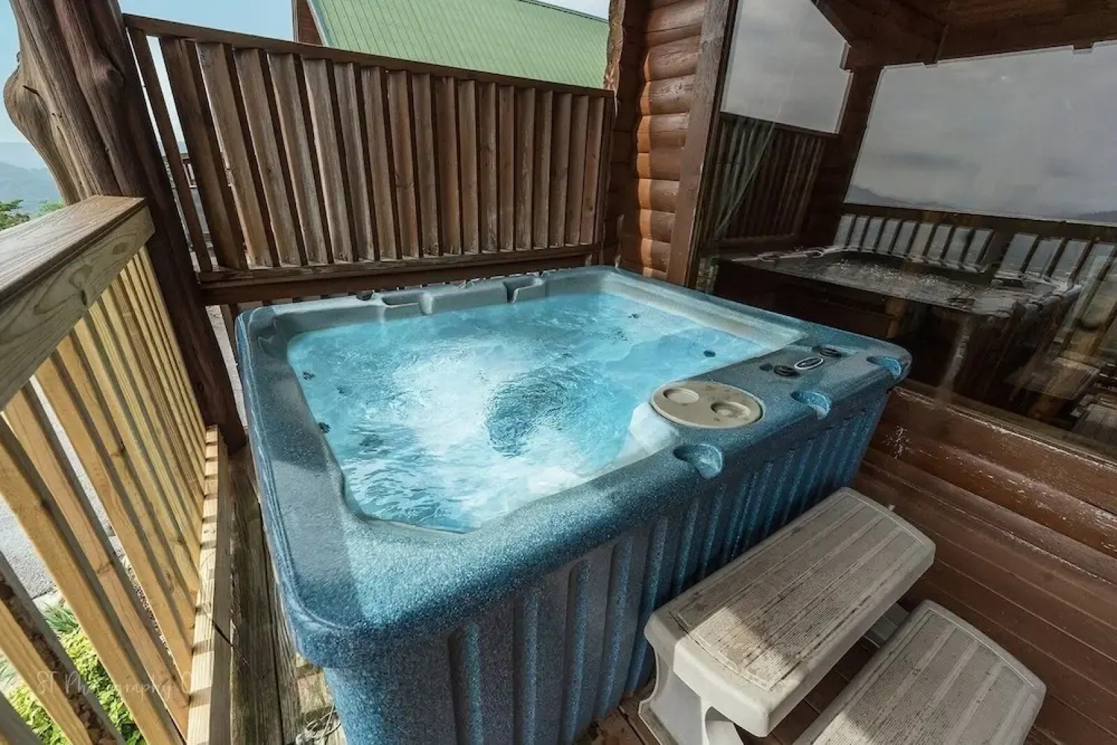 Graceful Awestruck Perfect Mountain Views with Pool Access by RedAwning