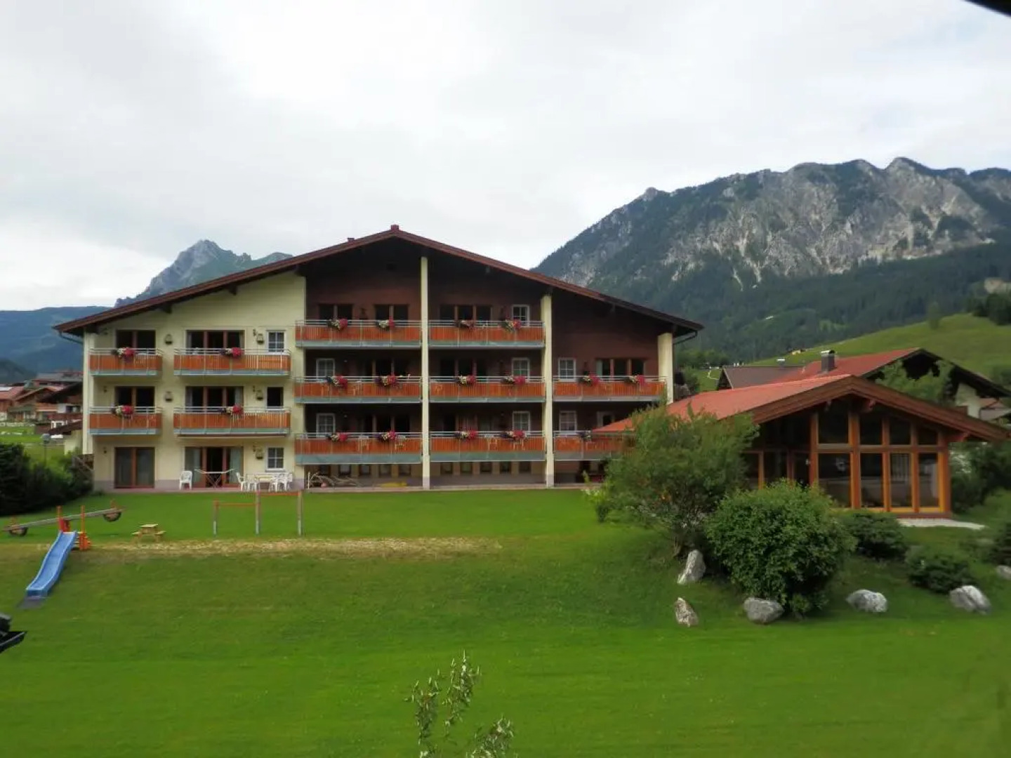 Gästehaus Wötzer und Landhaus Stocka