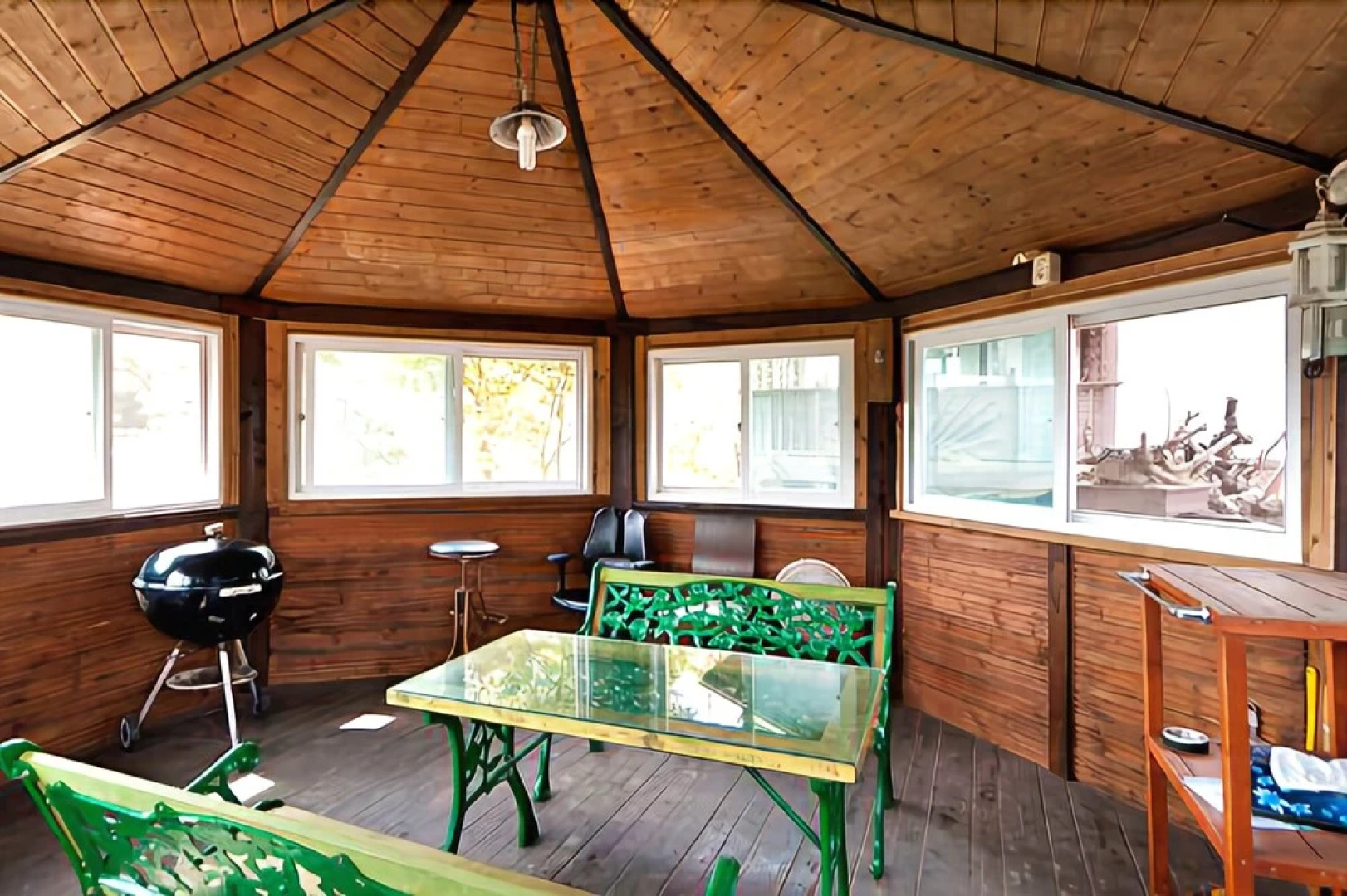 Taean White Sand Pension