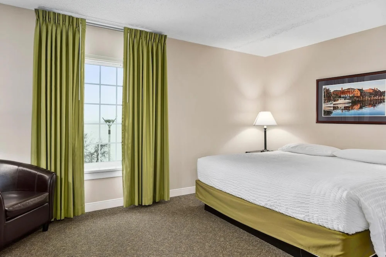 Top Floor Deluxe Suite Bay View