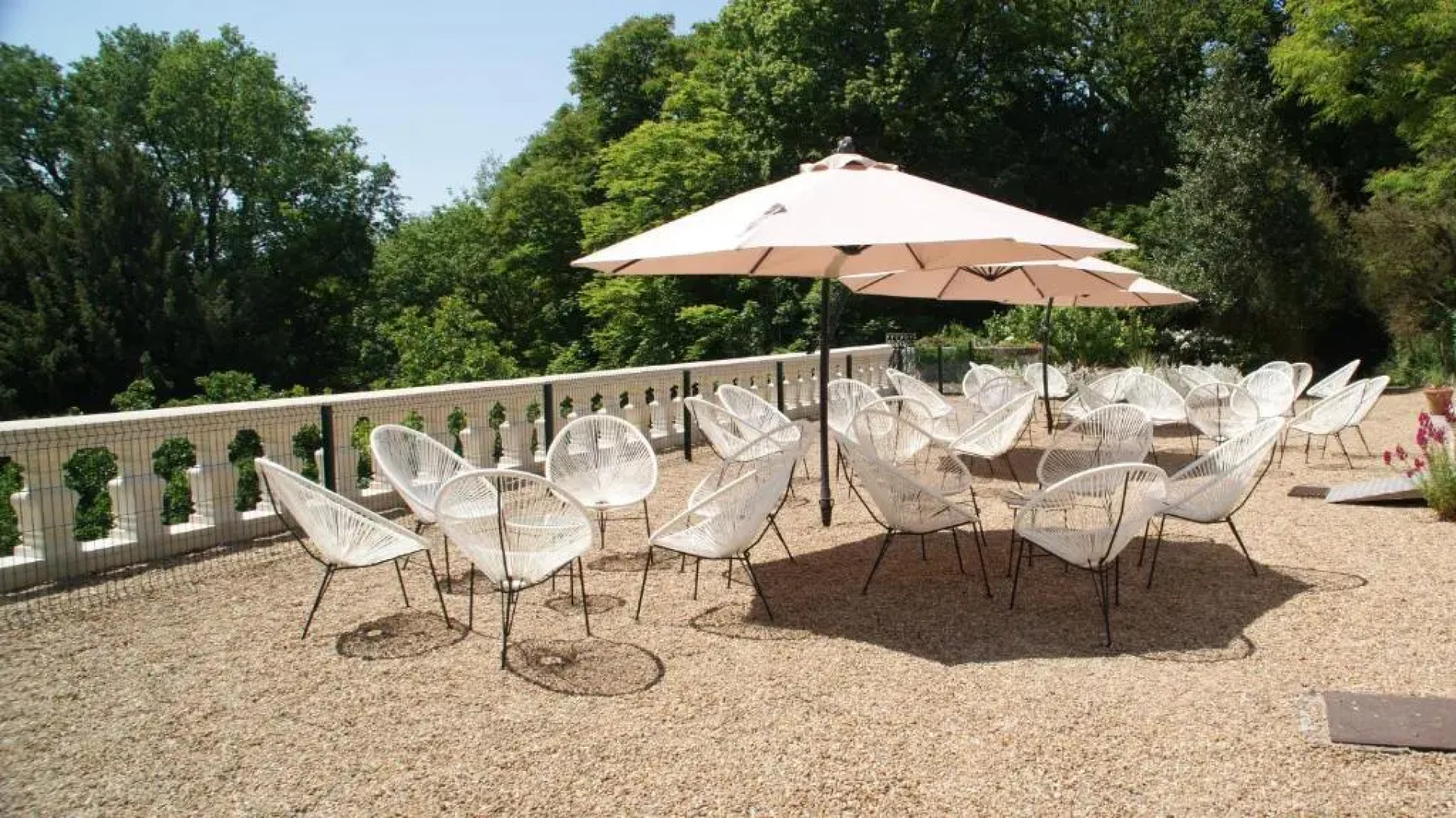 Chateau De Vaugrignon