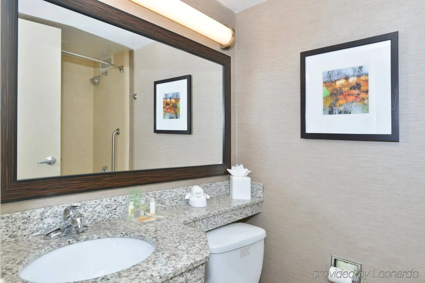 DoubleTree by Hilton Raleigh Midtown