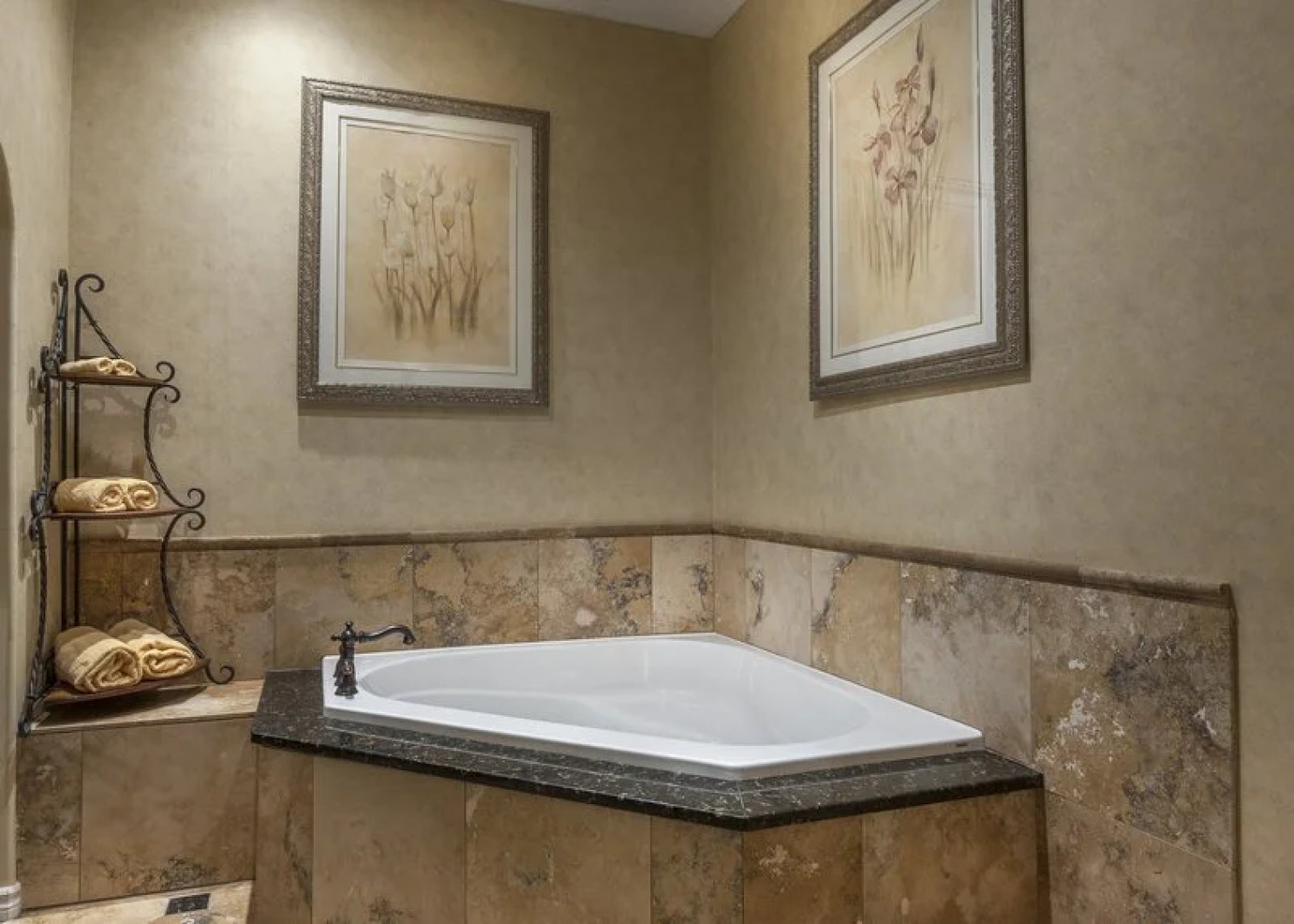 Econo Lodge Macpuffin