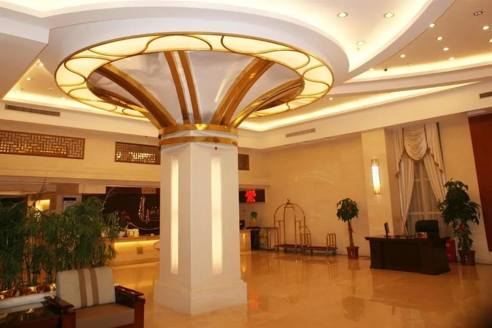 Hujing Hotel