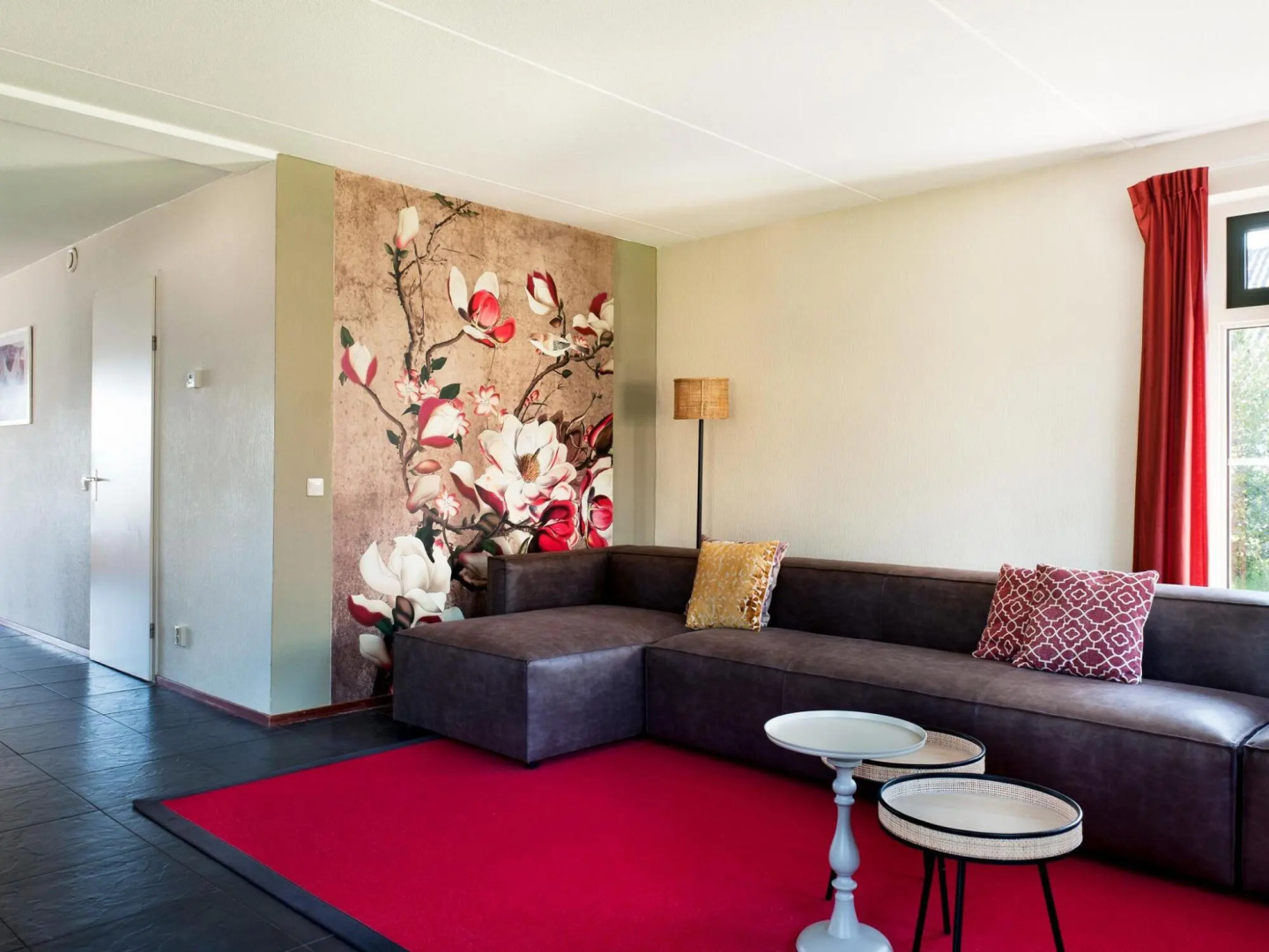 Attractive holiday home in Groningen with outdoor spa