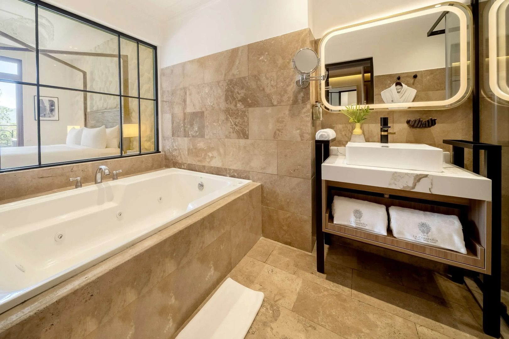 Hotel La Compania Del Valle