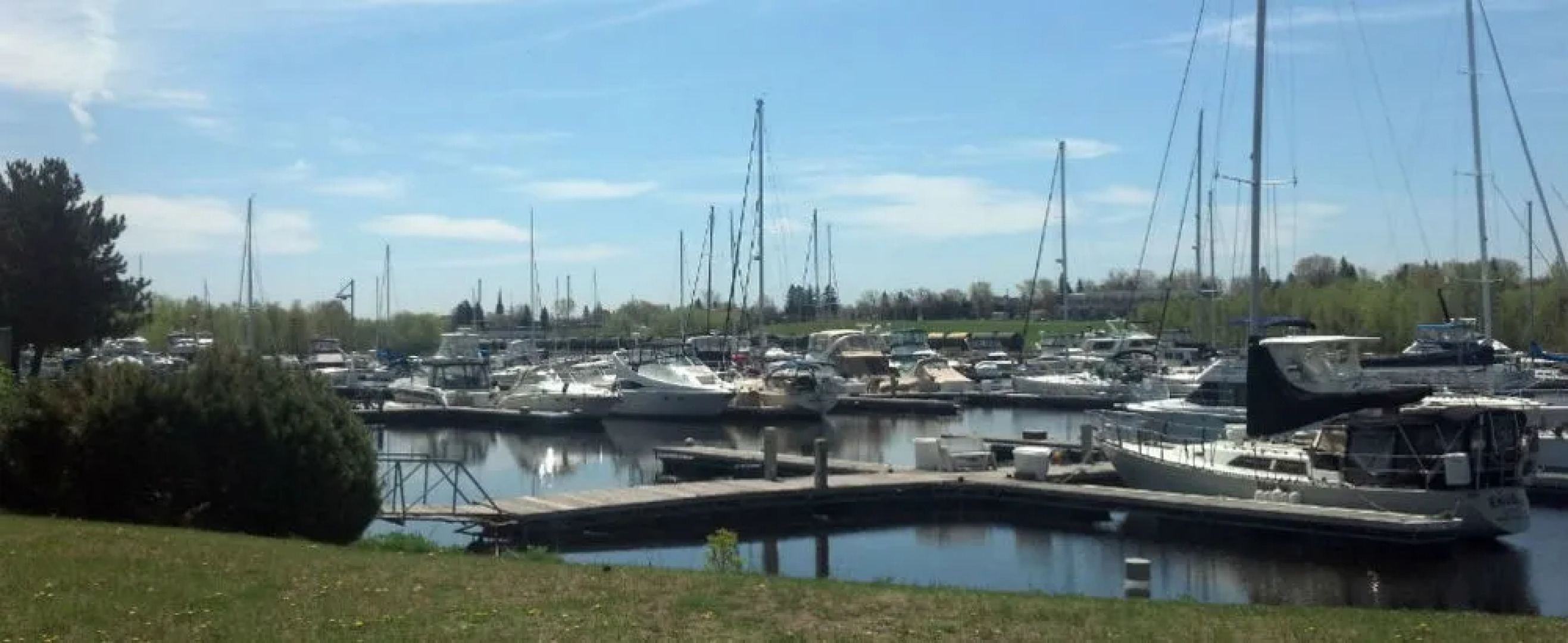 Barker's Island Inn Resort