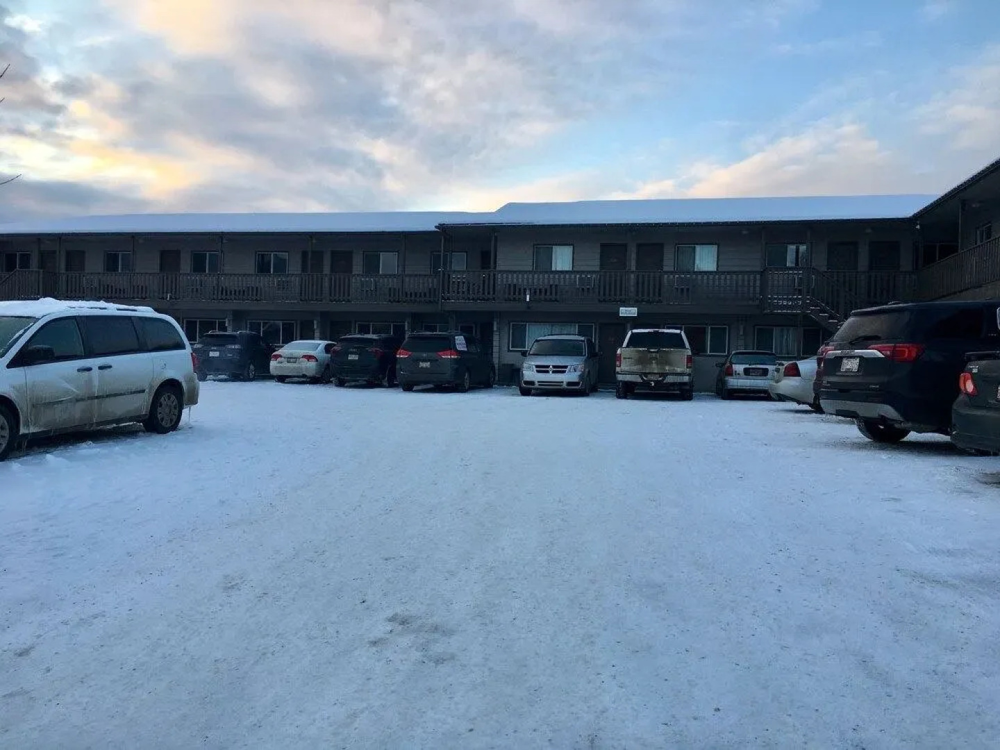 The Canterbury Inn of Downtown Invermere