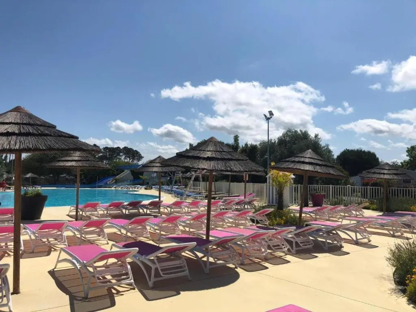 MOBIL HOME 43 dans Camping 4 Etoiles