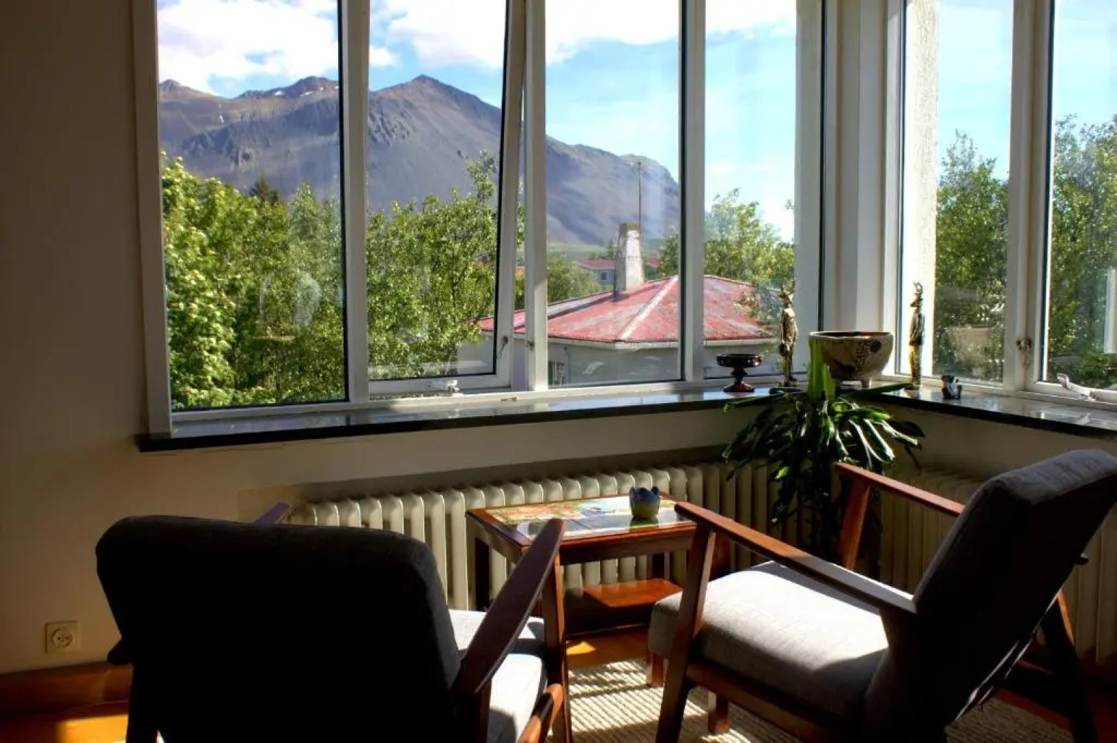 Helgugata Guesthouse