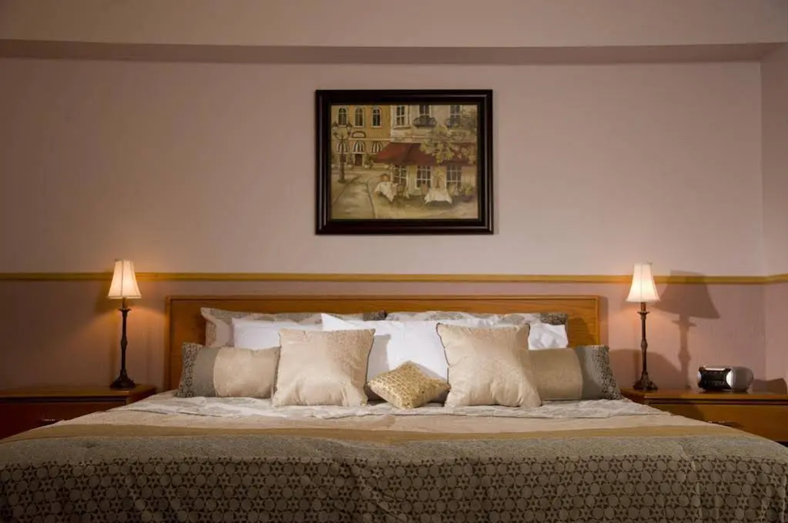 Thunder Bay Inn