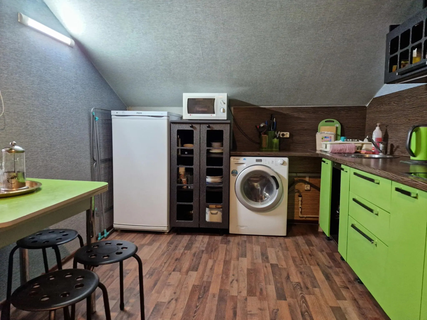 Коттедж на Островского 1