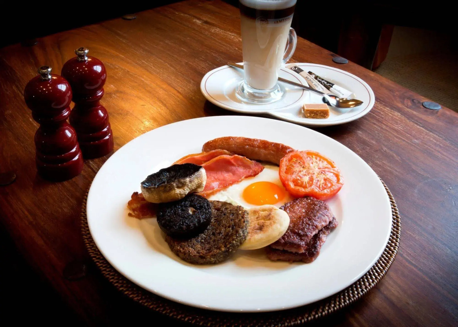 Buccleuch and Queensberry Arms Hotel