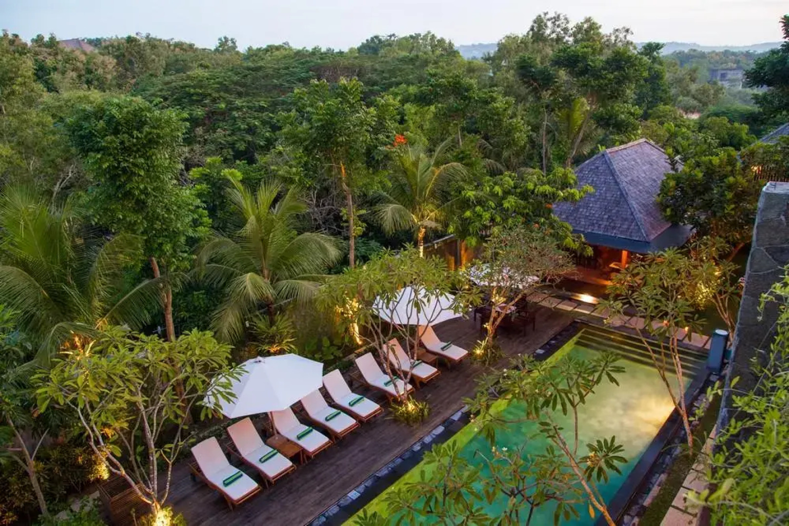 The Astari Villa And Residence