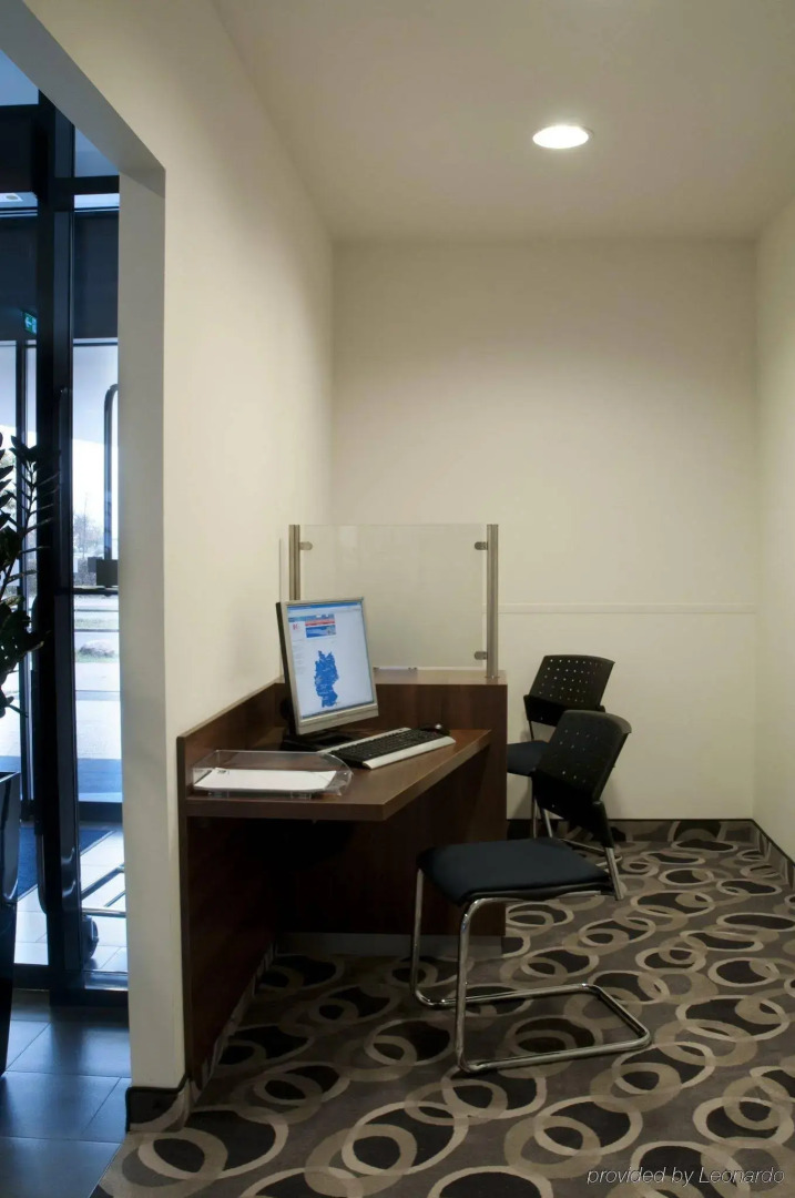 Holiday Inn Express Bremen Airport by IHG