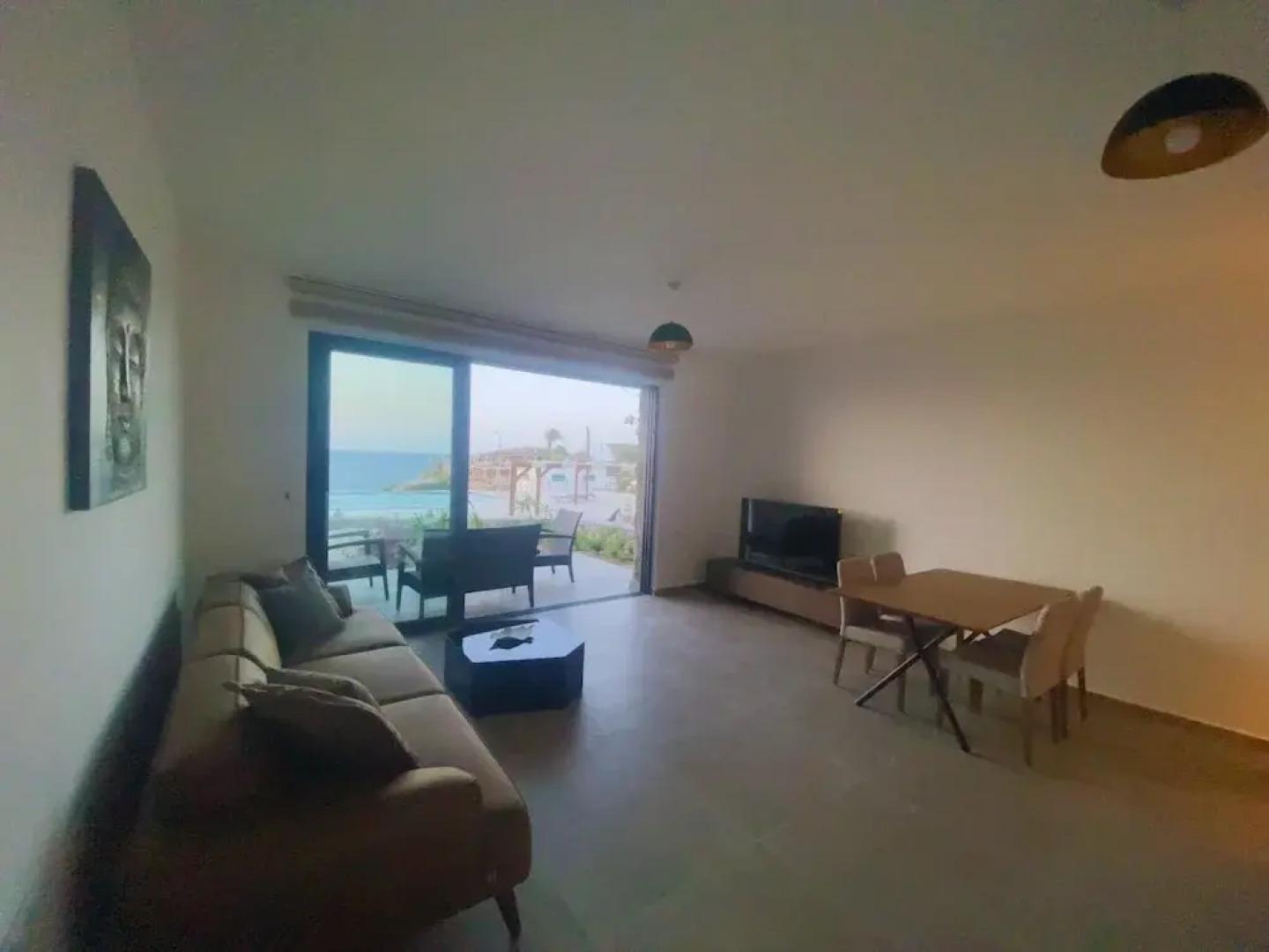 Wake Up by the Sea · Oceanfront Garden Retreat With Pool