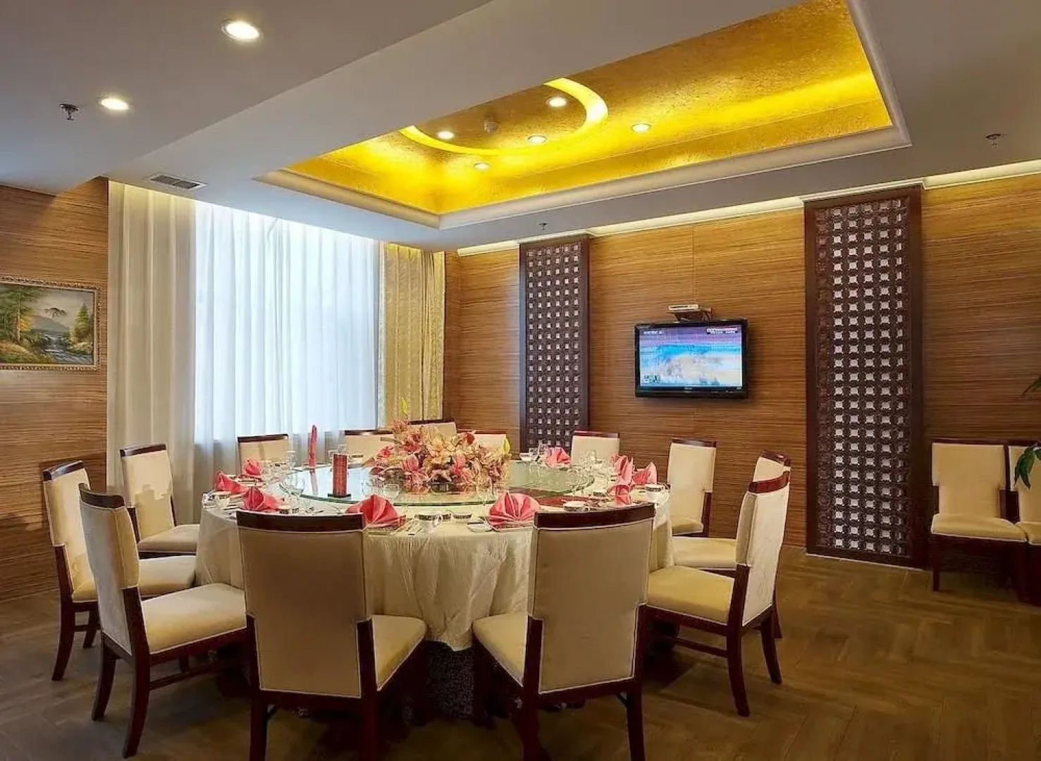 Chengde Tianbao Hotel
