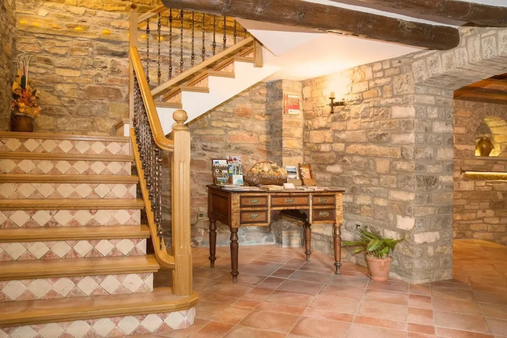 Casa Lacambra De Pueyo