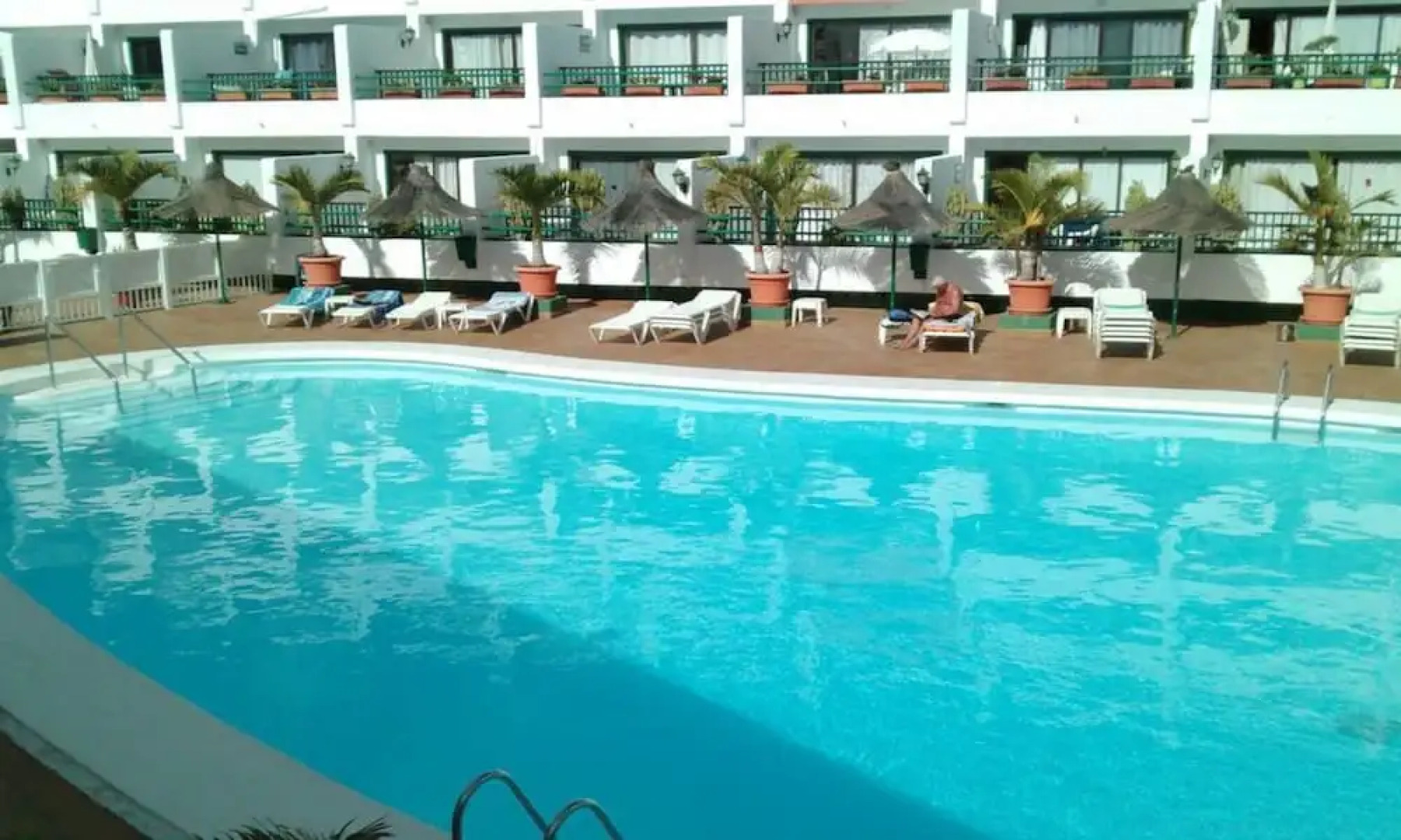 Apartamentos La Florida