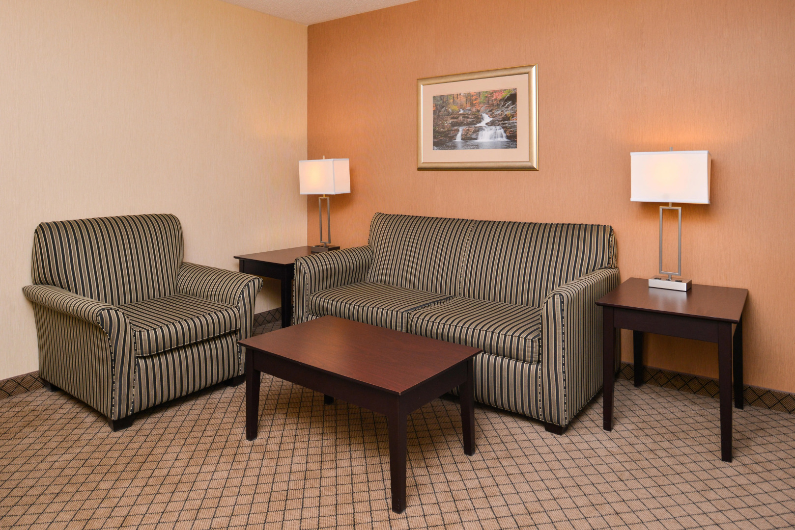 Holiday Inn Express Lewisburg/New Columbia