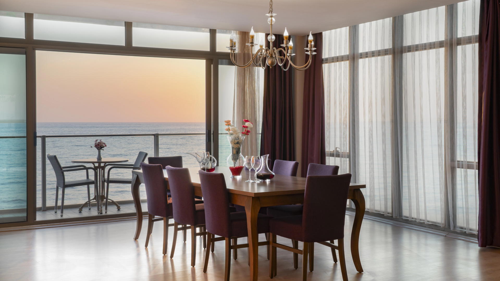 Ladies Beach Suit Otel