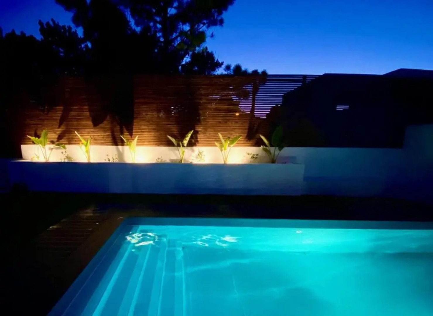 As Andorinhas - Walking distance to Monte Clerigo and Amoreira beaches