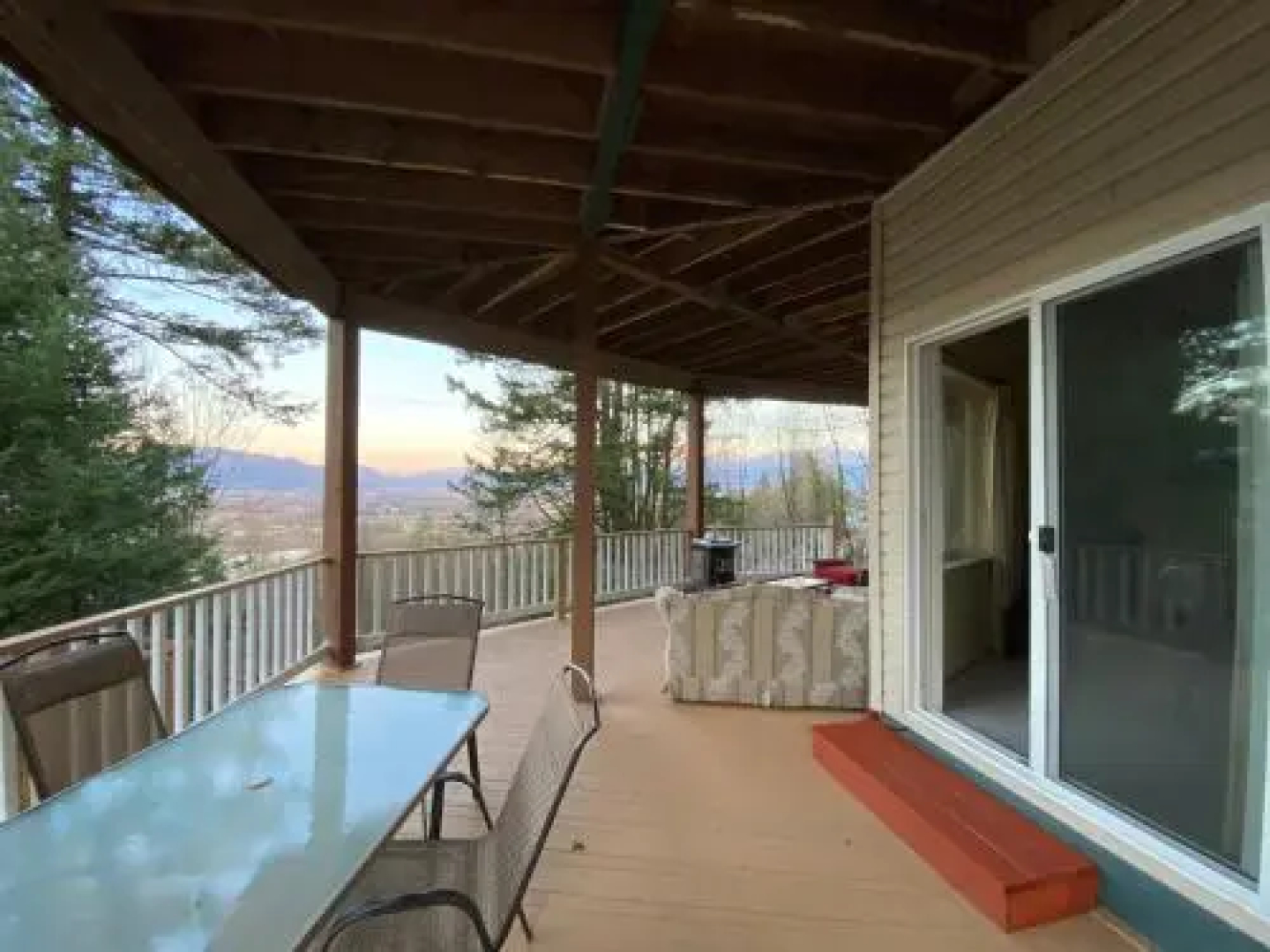 Mountain View Two Bedroom Suite