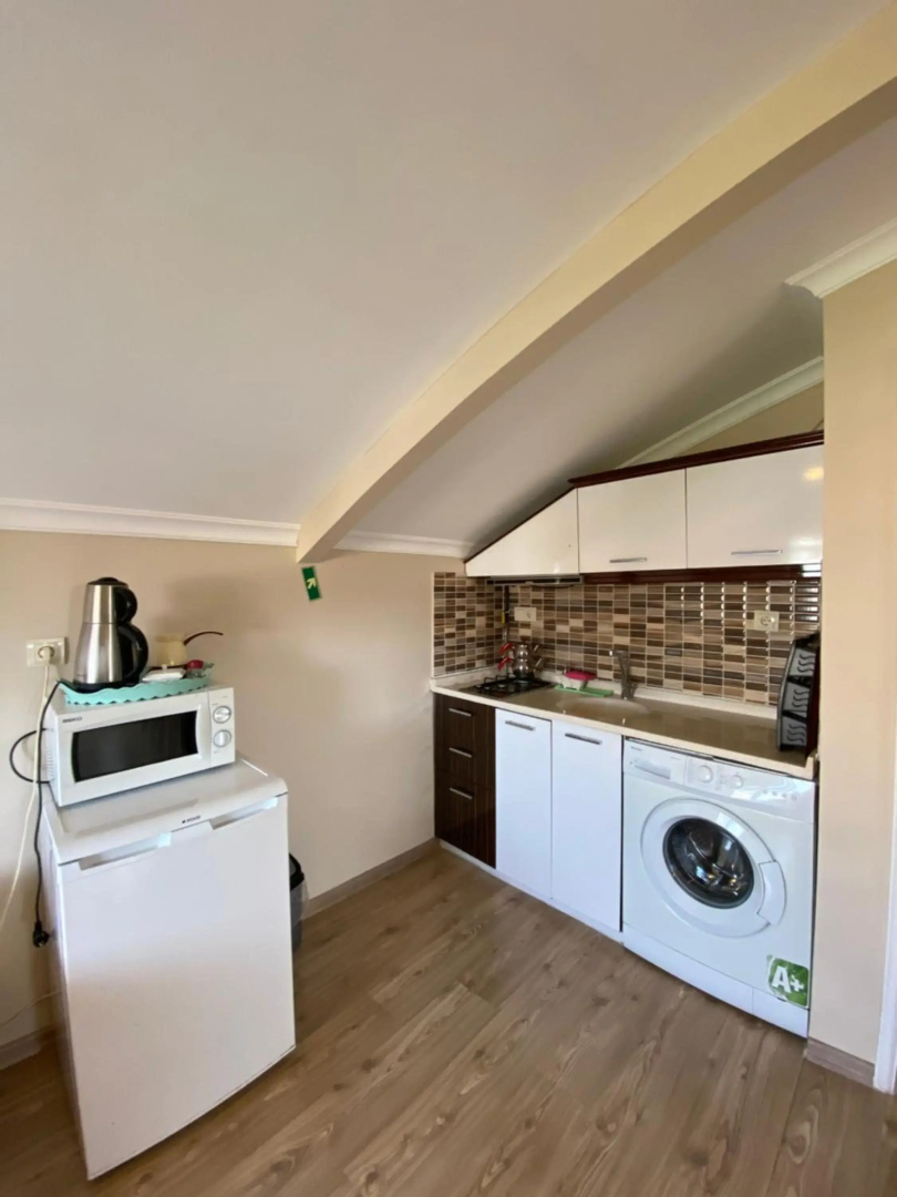 Araz Suite House