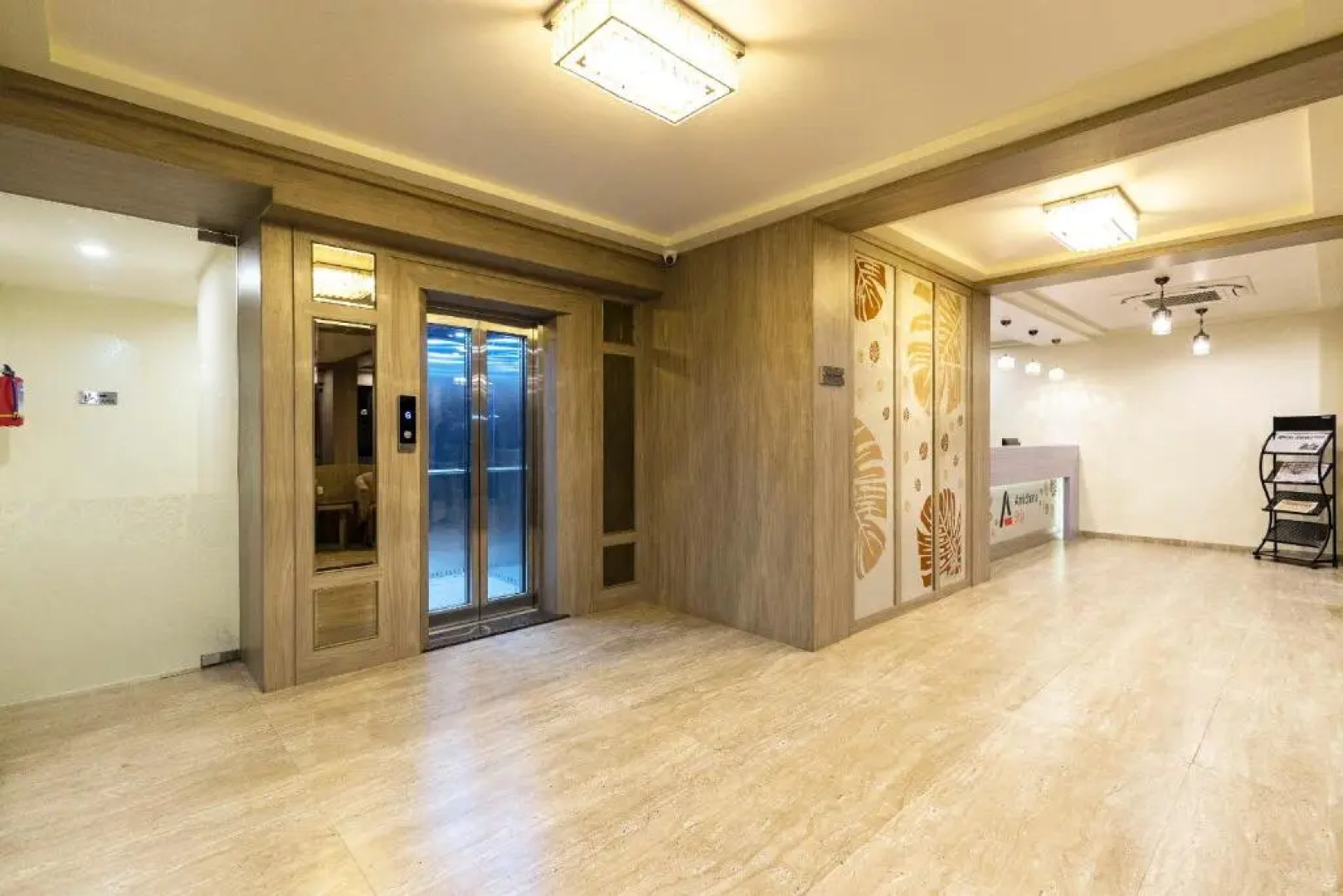 Pride Biznotel Gir Sasan