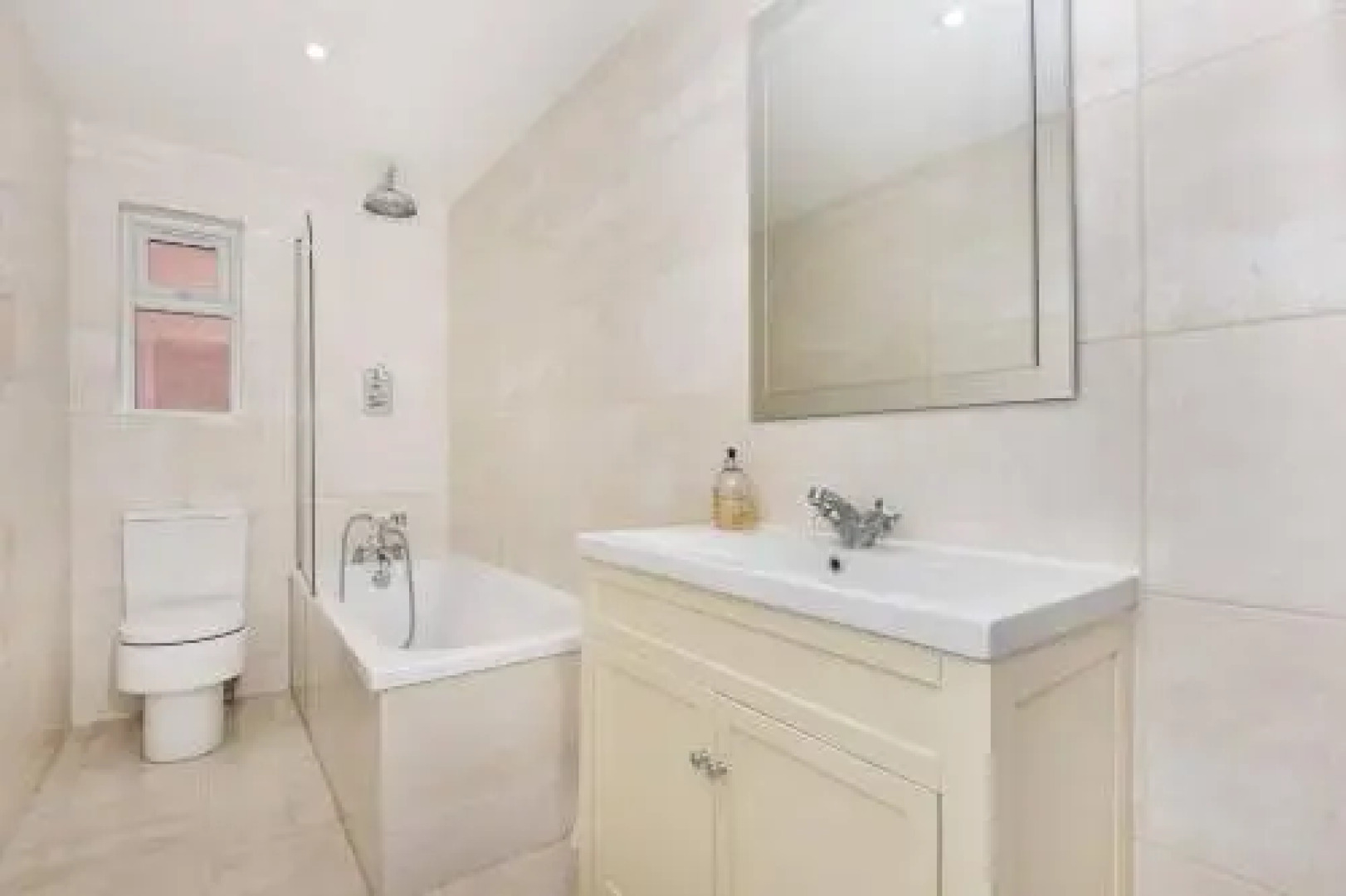 Denham Road #Dr5Bed3