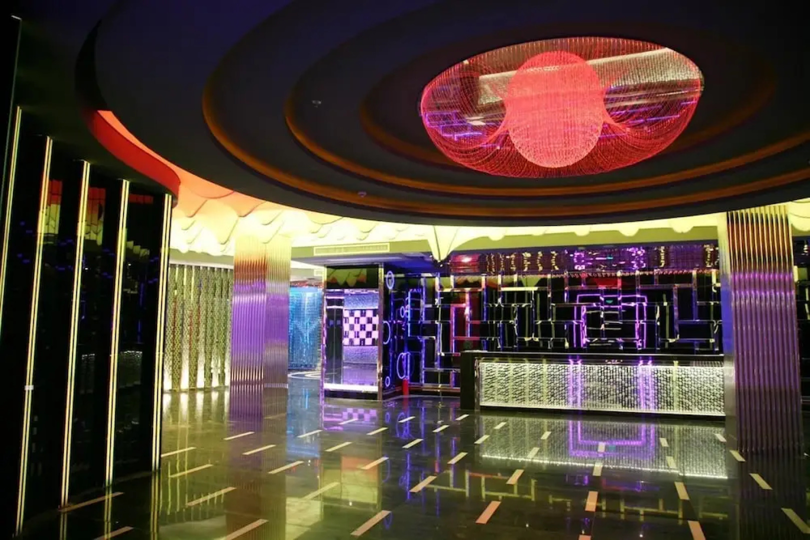 Wuxi Caifu Fortune Grand Canal Hotel
